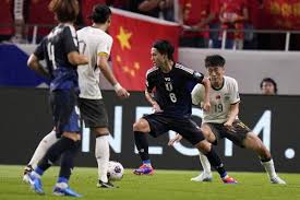 首先是转会