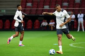 这种随队行 这种随队行